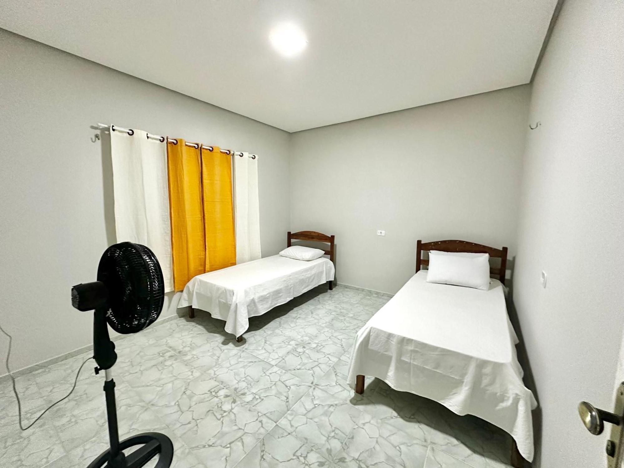 Em Apartment *
